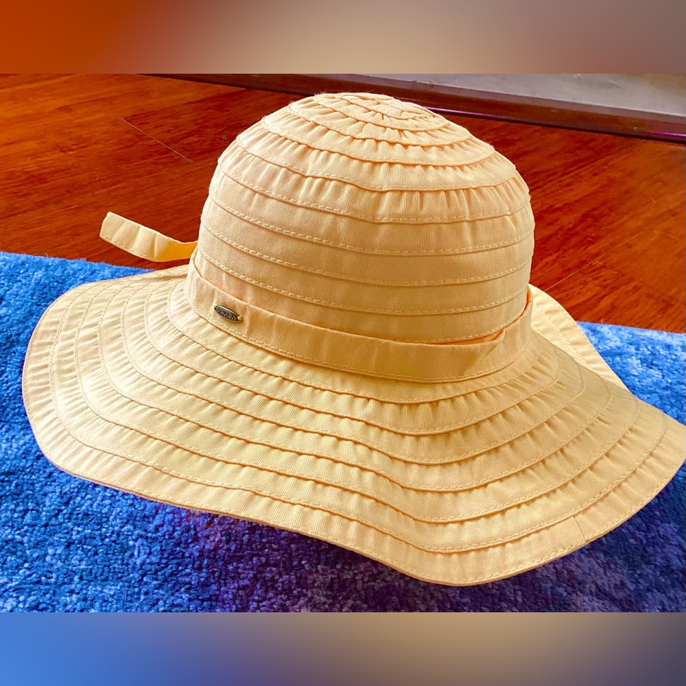 Scala Collezione Sun Floppy Hat, Tiered Layered Stitched Melon orange/yellow OS